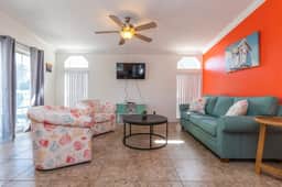 2 Bedroom 2 Bath home near Siesta Key Beach - Image 5