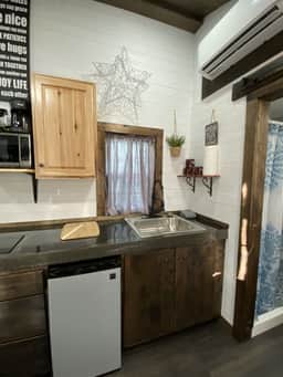 Tiny House Scarlett - Pet Friendly - Image 4