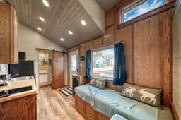 Tiny House Lilly- downtown Leadville - Image 4