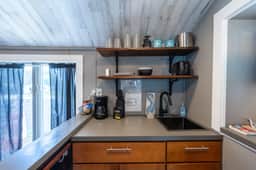 Tiny House Pirate Ship - Sleeps 2 near Siesta Key beach - Image 3