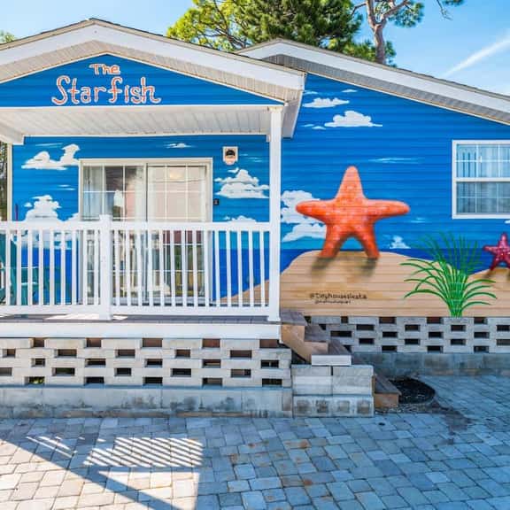 2 Bedroom 2 Bath home near Siesta Key Beach - Image 1