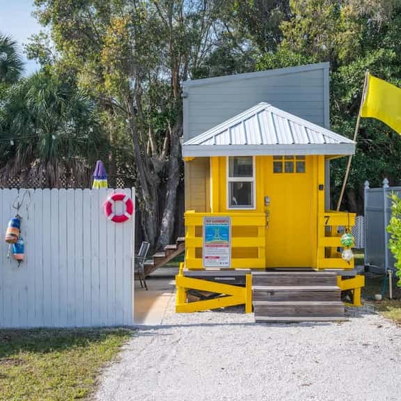Tiny House Yellow Lifeguard Stand- pet friendly - Image 1