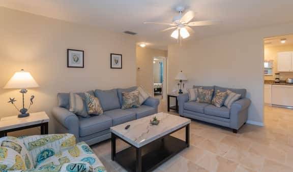 Sleeps 10 & pet friendly #3606 Villa Franca - Image 2