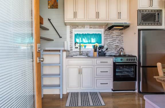 Tiny House Destiny - our most luxurious tiny house - Image 4