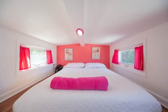 Tiny House Flamingo - free WiFi - Image 4