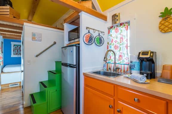 Tiny House Piña Colada- pet friendly - Image 4