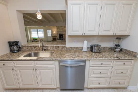 4 Bed 2 Bath near Siesta Key - Pet Friendly - Image 5