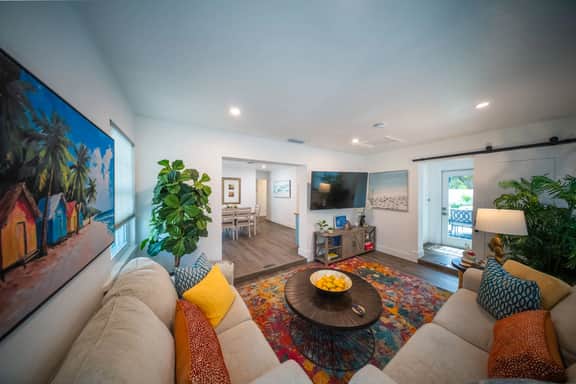 Charlotte Ave Coastal Retreat Private Pool Fire Pit & Backyard Lounge - Image 2