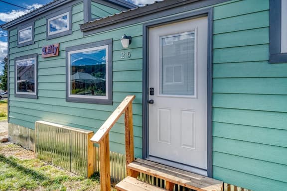 Tiny House Lilly- downtown Leadville - Image 1