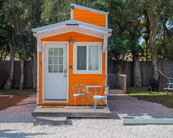 Tiny House Siesta- perfect tiny house for two! - Image 1
